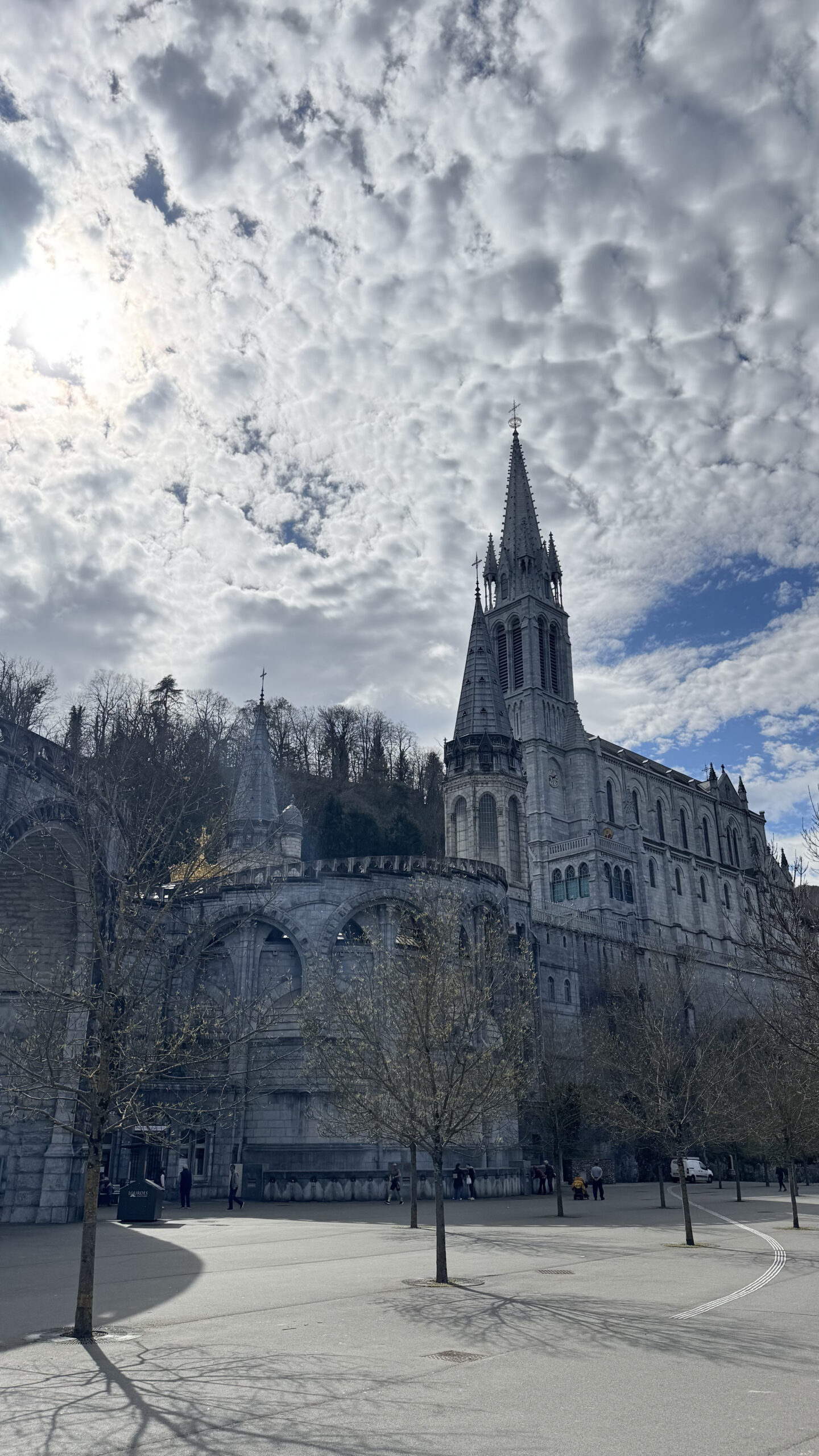 Lourdes : un sanctuaire de paix, de foi et de solidarité